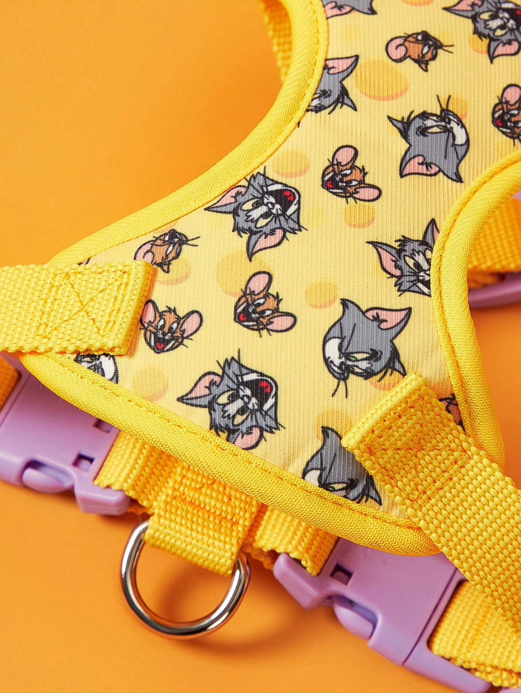TOM & JERRY PECHERA